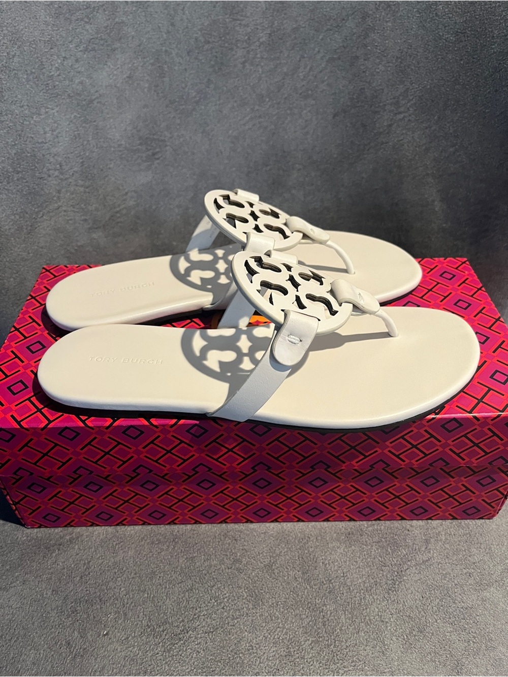 Tory Burch Women’s Miller Sandals New Ivory Size 7 US Leather - Picture 6 of 15